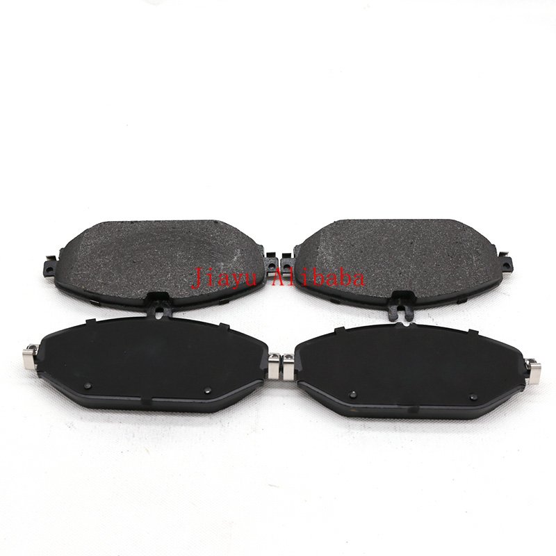Front Wheel Brake Pads for Mercedes Benz S205 C205 W213 C238 C300 E200 A0084202820 0084202820